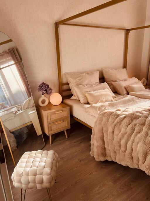 Amalfi Home - Stylish Apartment With Terrace Schönefeld Esterno foto